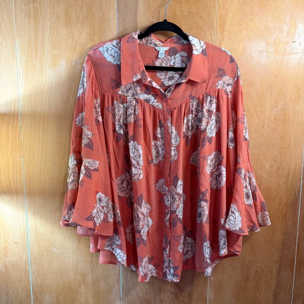 Cato Womens 22/24W Coral Floral Bell Sleeve Button Front Babydoll Blouse Top